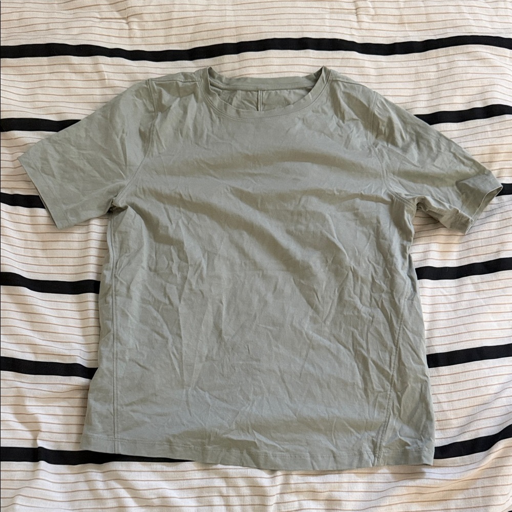 lululemon athletica Green Fern Short Sleeve Tee